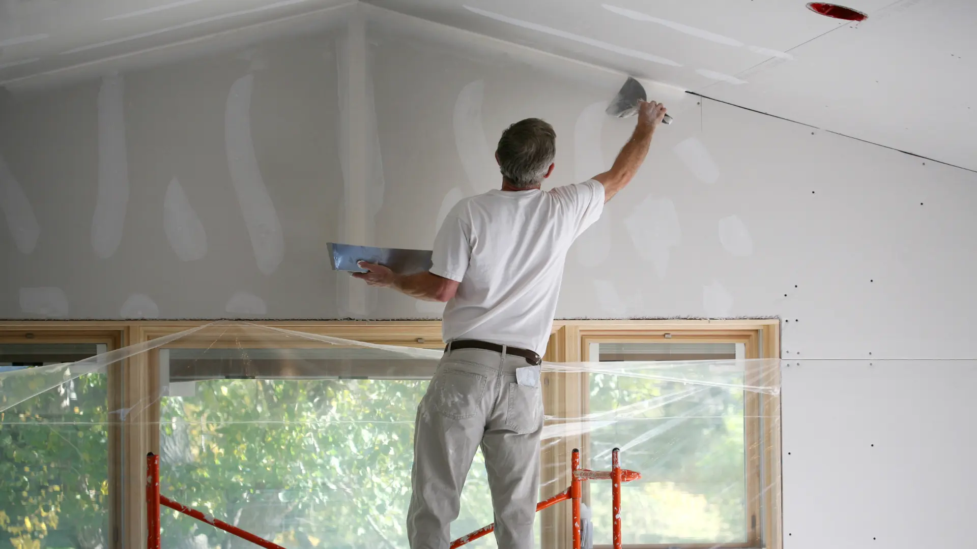 Seamless Walls: Expert Drywall Repair & Surface Preparation